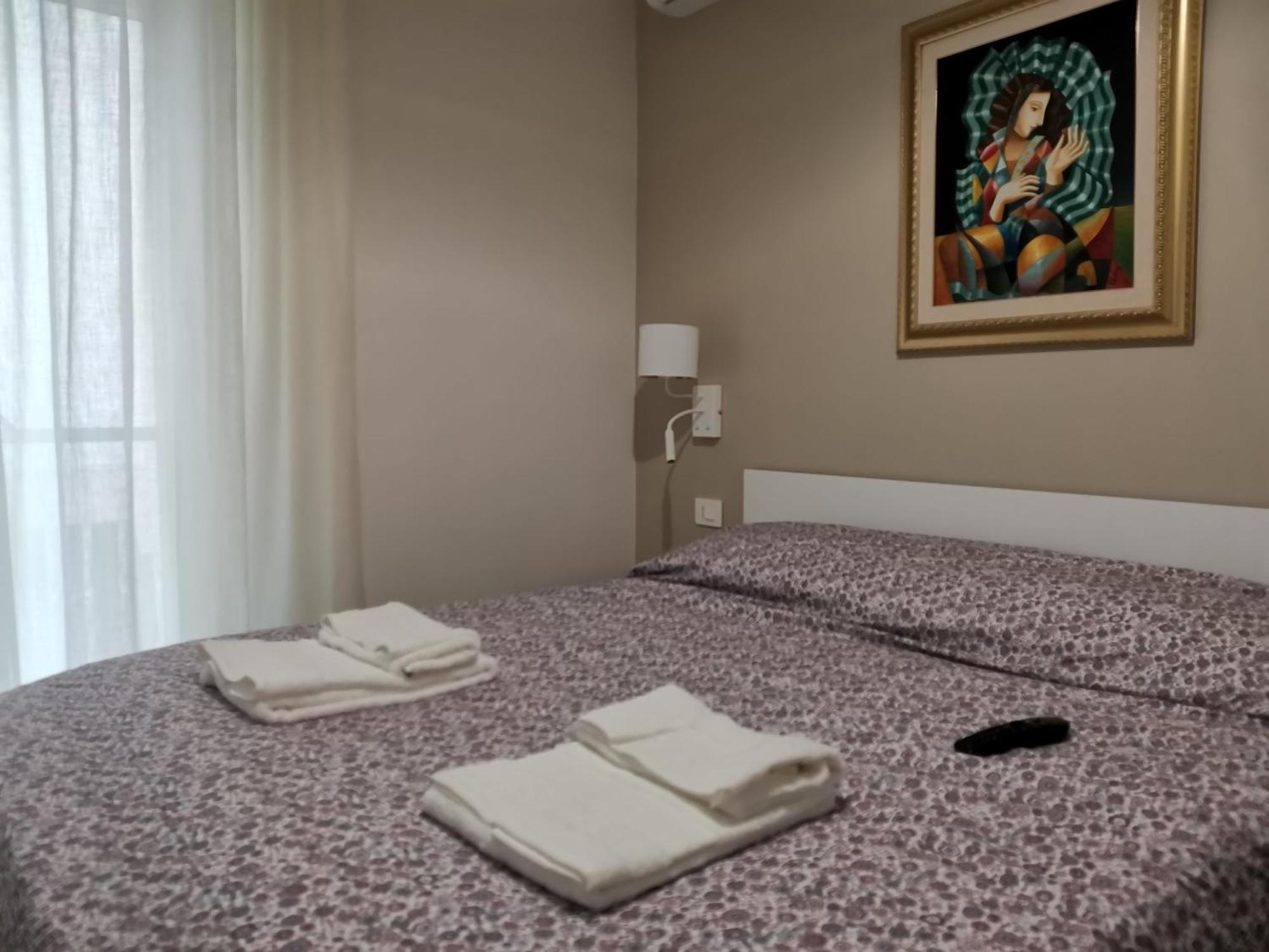 Palazzo Buscema - Appartamenti & Residence Crotone Dış mekan fotoğraf